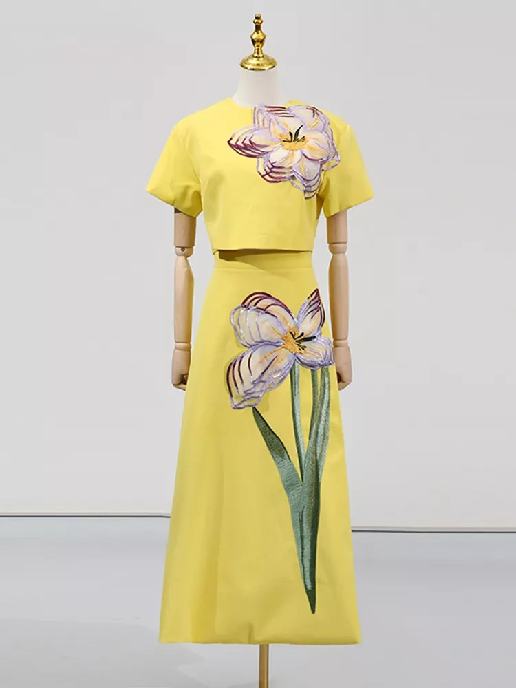 TWOTWINSTYLE Printed Two Piece Set