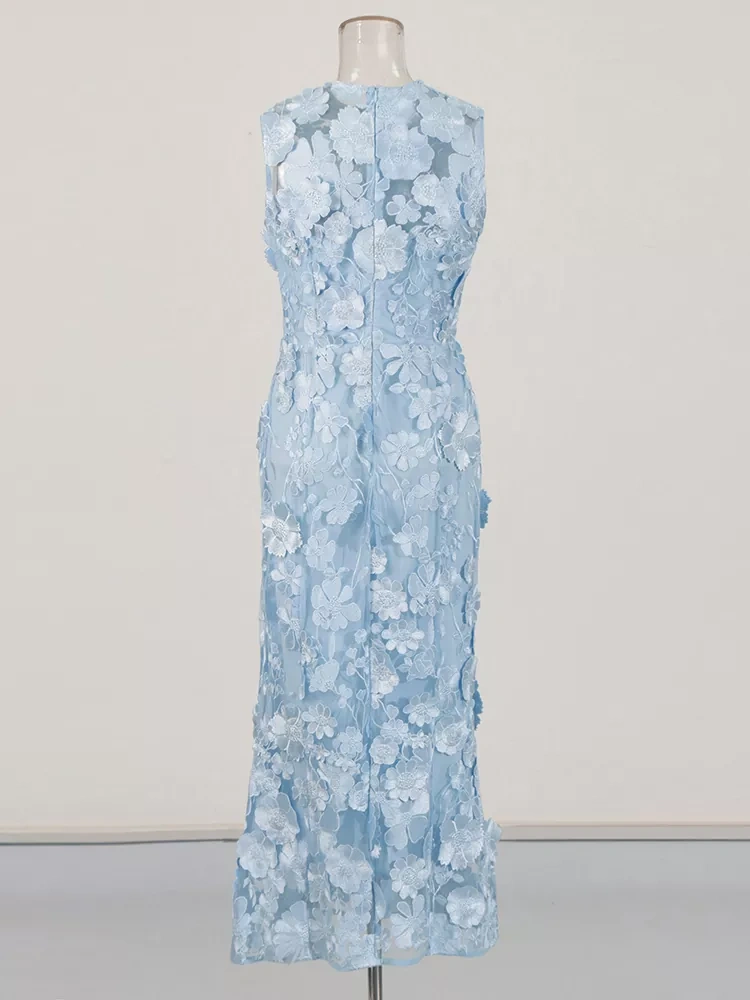 TWOTWINSTYLE Round Neck Sleeveless Three-Diamensional Floral Maxi Dress