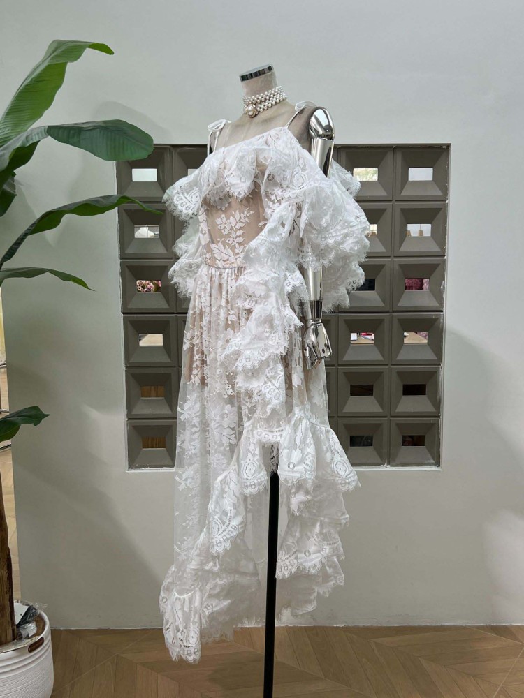 TWOTWINSTYLE Patchwork Lace Strap Irregular Long Dress