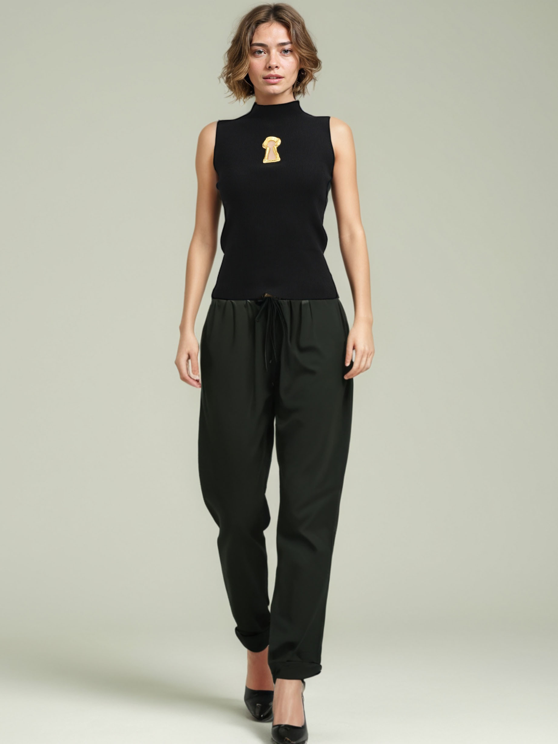 TWOTWINSTYLE Solid Sleeveless Hollow Out Knitting T-shirts