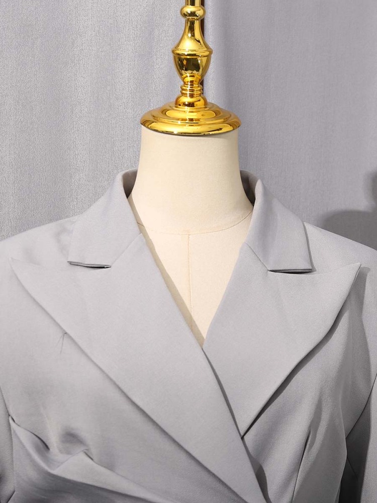 TWOTWINSTYLE Solid Ruched Lapel Casual Jacket