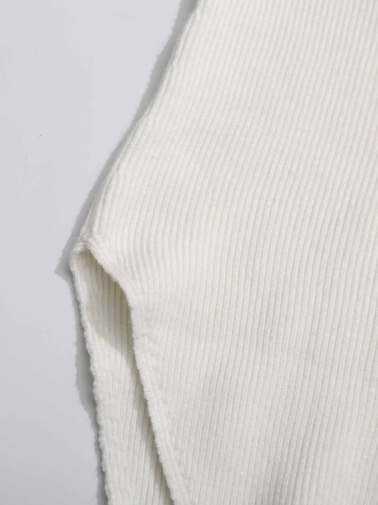 TWOTWINSTYLE Square Collar Splicing Metal Buckle Knitting Sweater