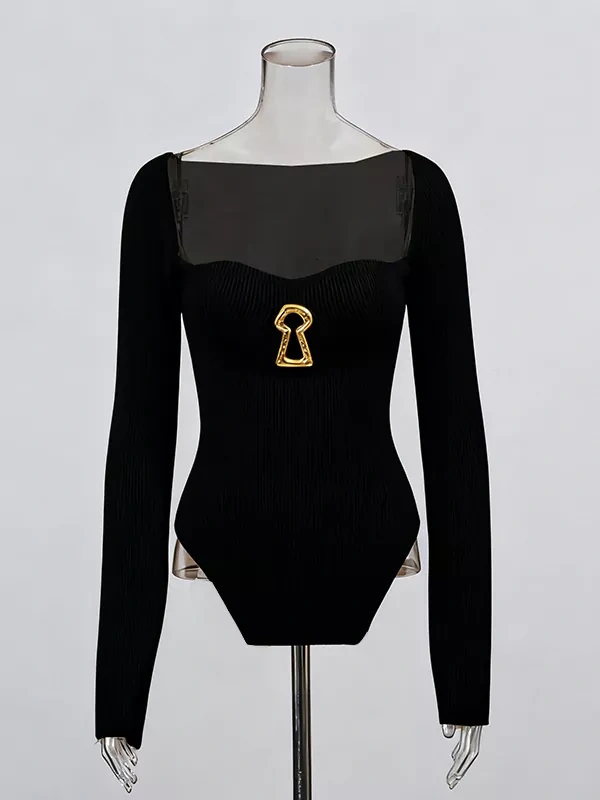 TWOTWINSTYLE Square Collar Splicing Metal Buckle Knitting Sweater