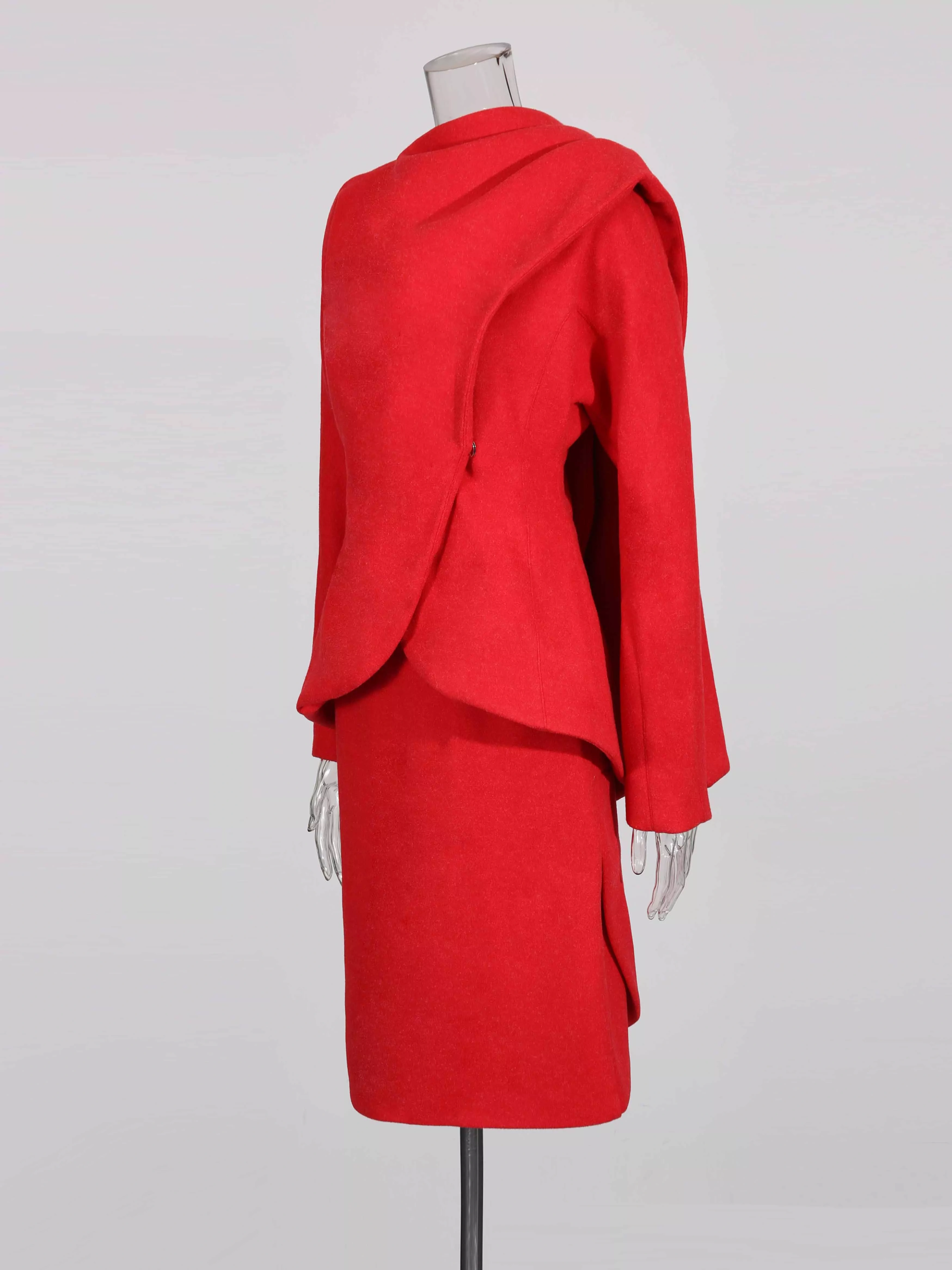 TWOTWINSTYLE Temperament Solid Fashionable Waist-Cinched Top + Bodycon Skirt Two Piece Set