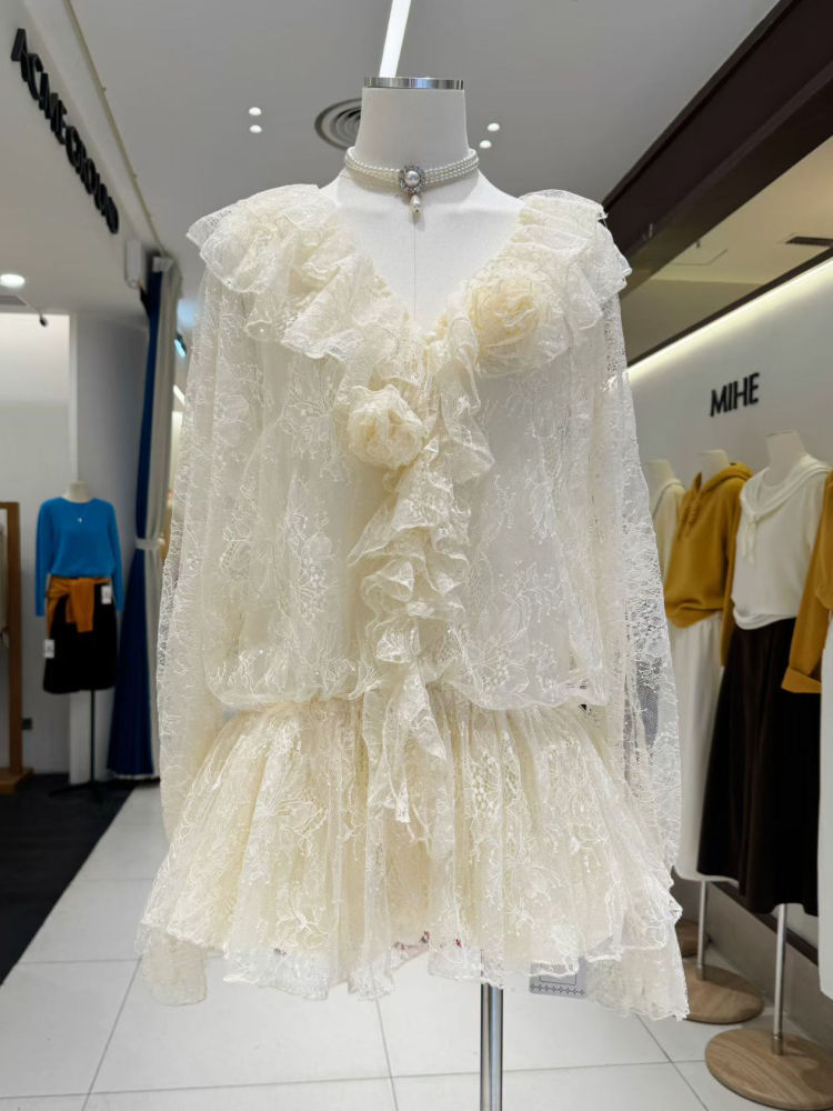 TWOTWINSTYL Female Lace Temperament Mini Dress