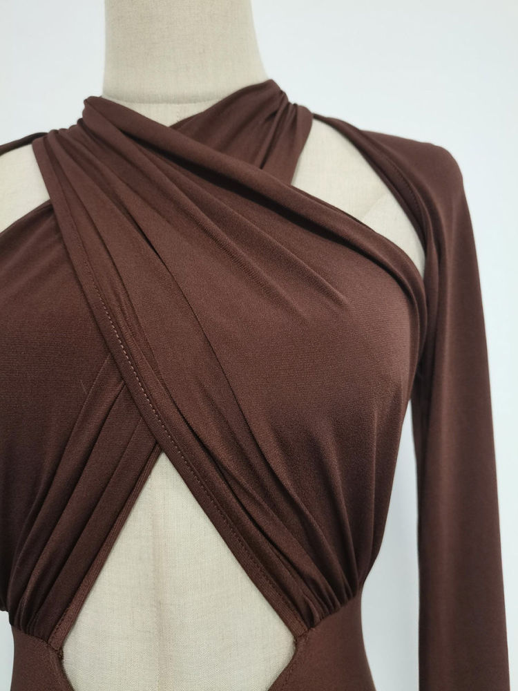TWOTWINSTYLE Hollow Out Pleated Elegant Midi Dress