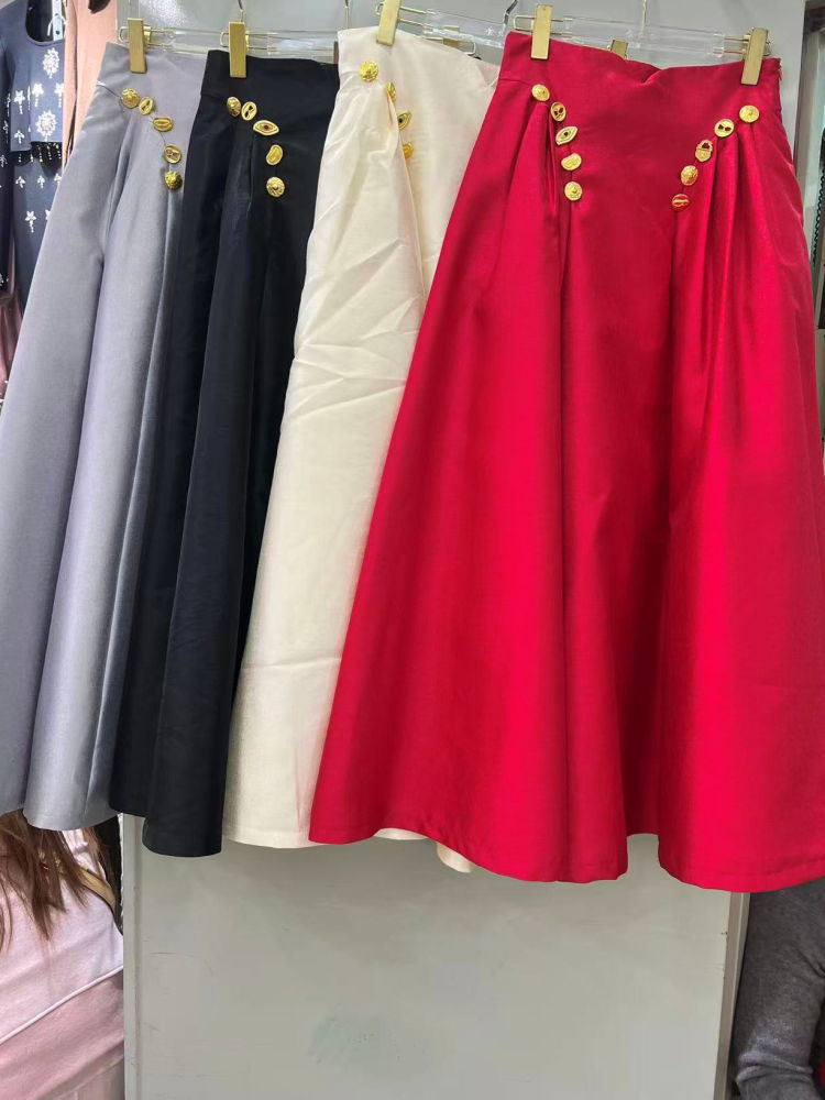 TWOTWINSTYLE Minimalist Spliced Metal Button Skirt