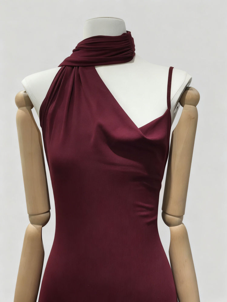TWOTWINSTYLE Solid High Waist Sleeveless Maxi Dress