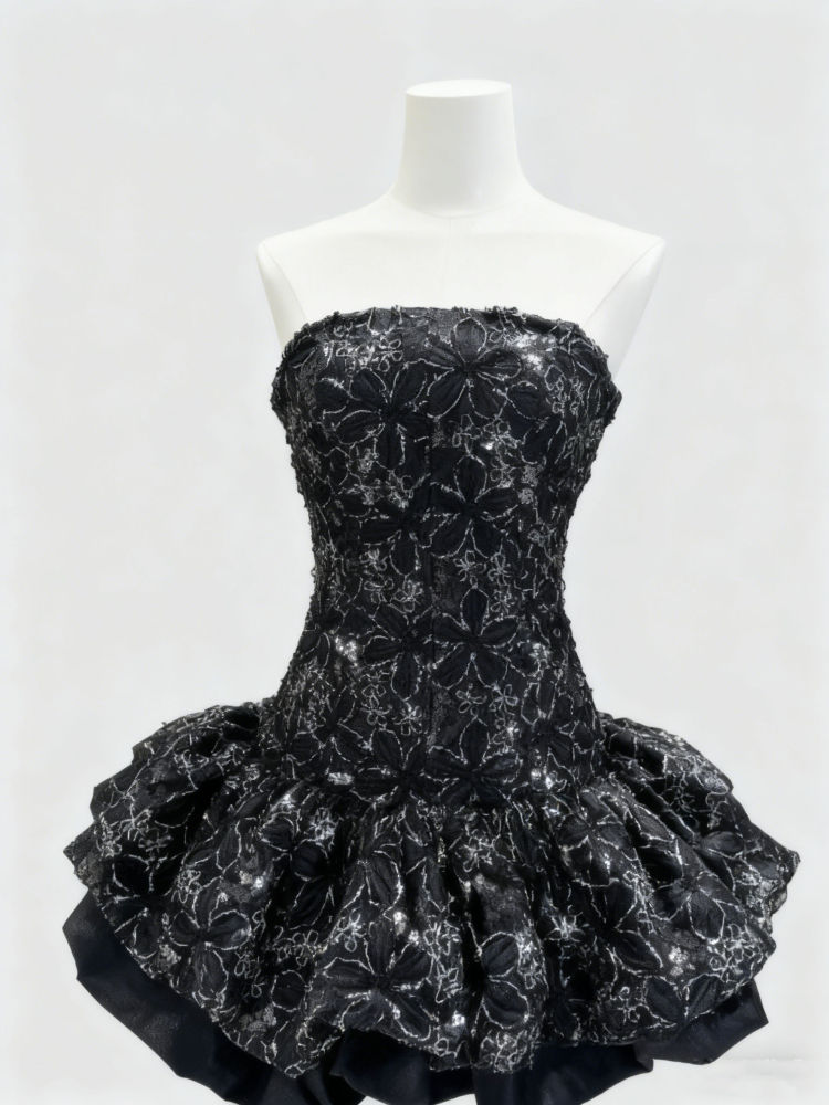TWOTWINSTYLE Spliced Flower Tunic Strapless Mini Dress