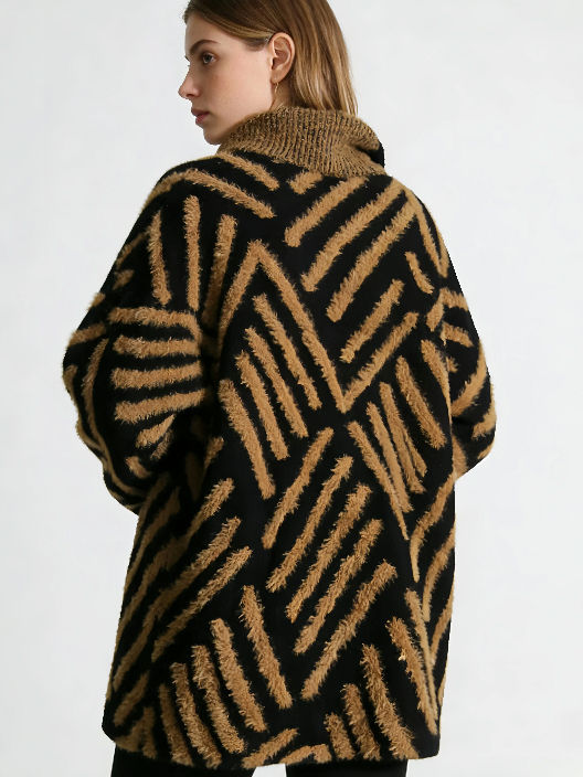 TWOTWINSTYLE Hit Color Spliced Striped Casual Sweater
