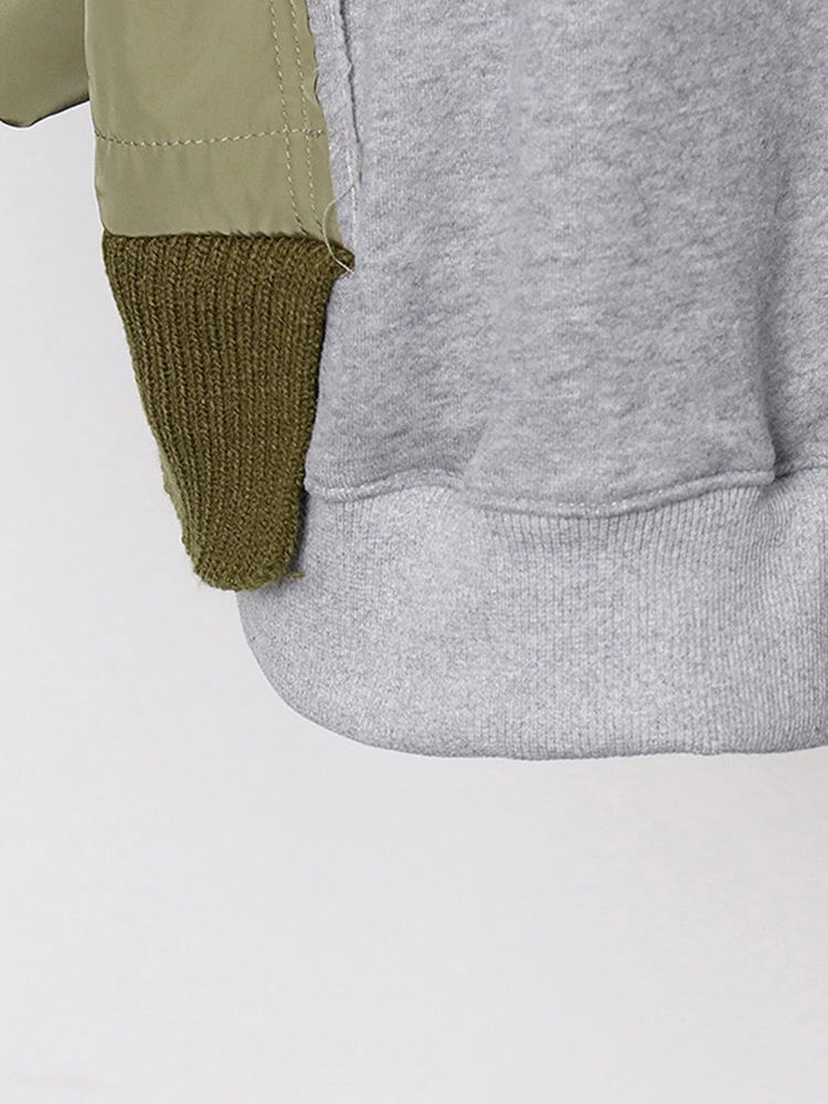 TWOTWINSTYLE Hit Color Turtleneck Casual Sweater