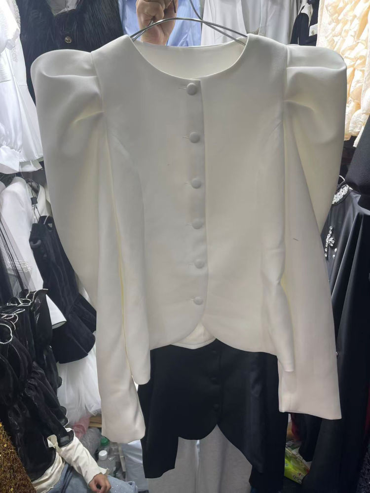 TWOTWINSTYLE Minimalist Rched Single Breasted Coat