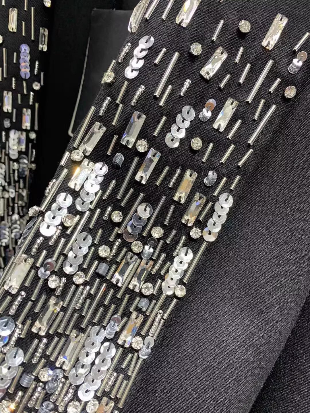 TWOTWINSTYLE Temperament Solid Patchwork Sequins Blazers