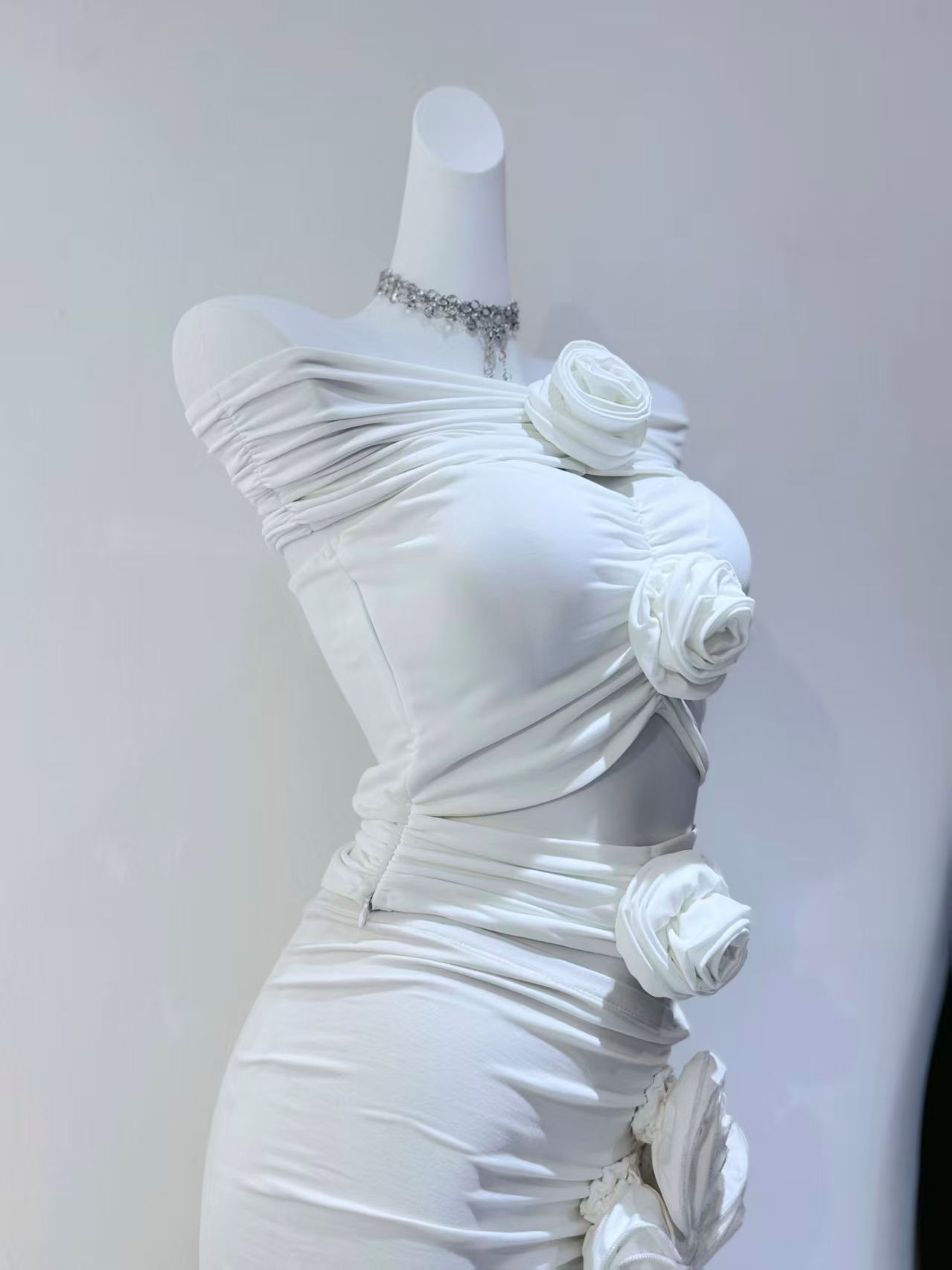 TWOTWINSTYLE Off Shoulder Hollow Out Patchwork 3D Flower Sexy Vest