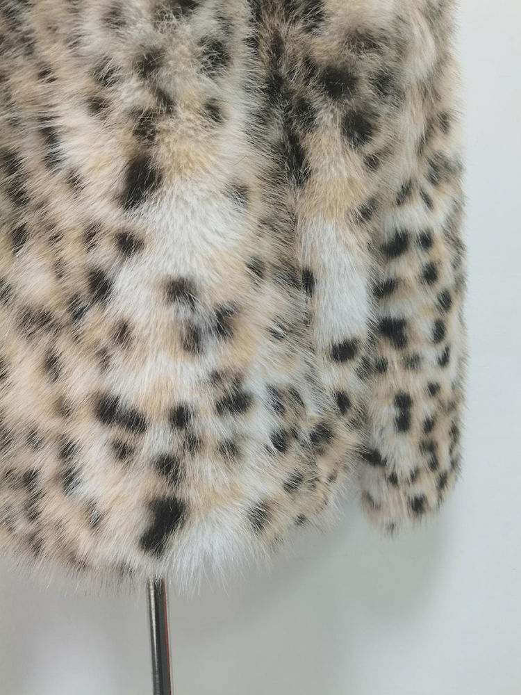 TWOTWINSTYLE Fashion Leopard Print Loose Spliced Faux Fur Coat