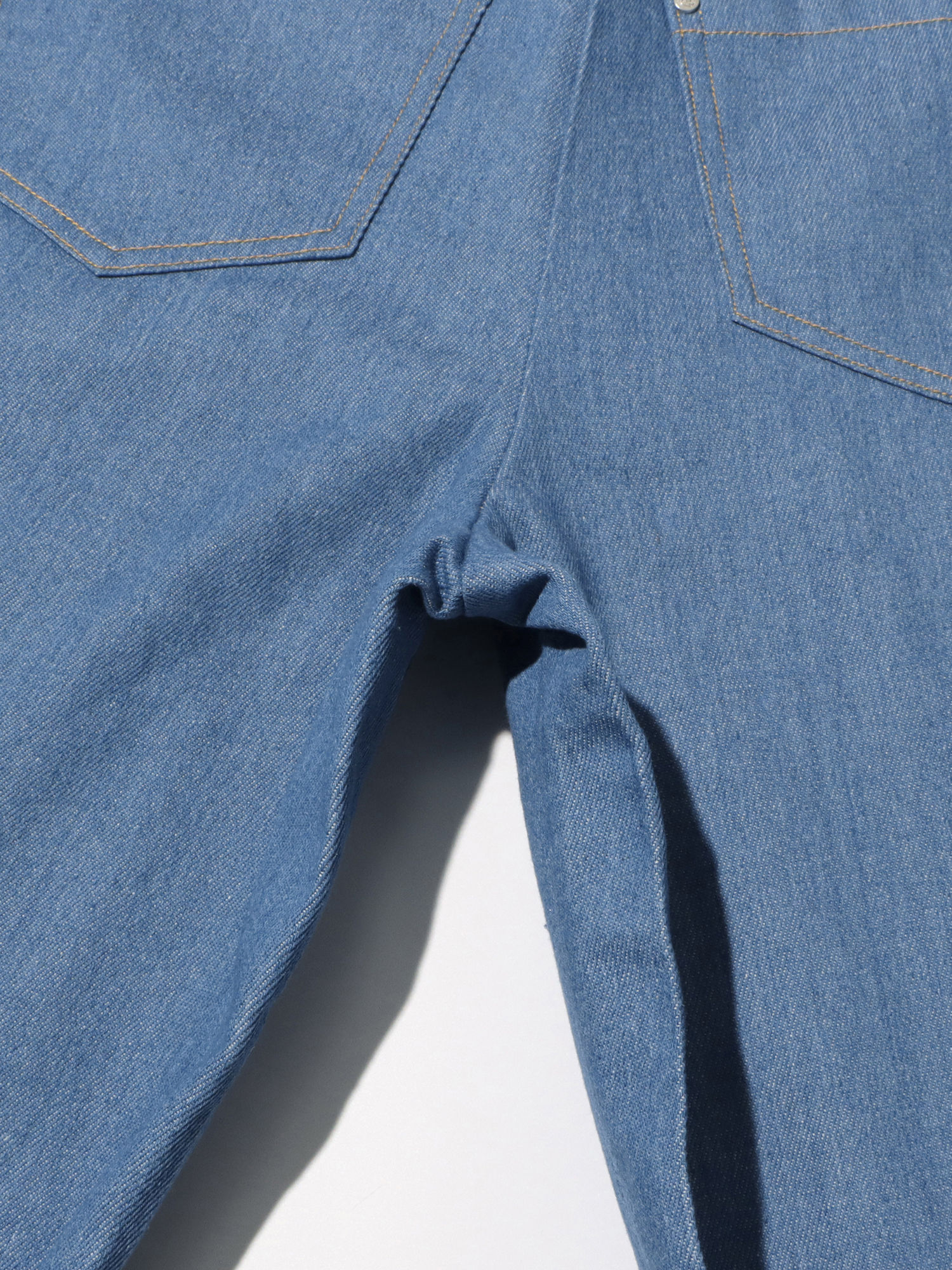 TWOTWINSTYLE Patchwork Pockets Loose Casual Jeans