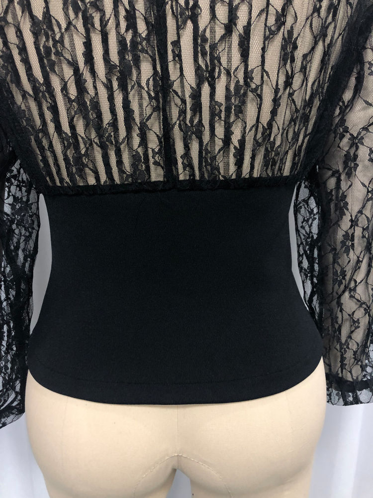 TWOTWINSTYLE Long Sleeve Spliced Lace Tunic Vintage T Shirt