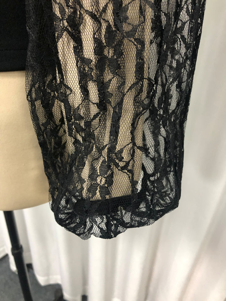 TWOTWINSTYLE Long Sleeve Spliced Lace Tunic Vintage T Shirt