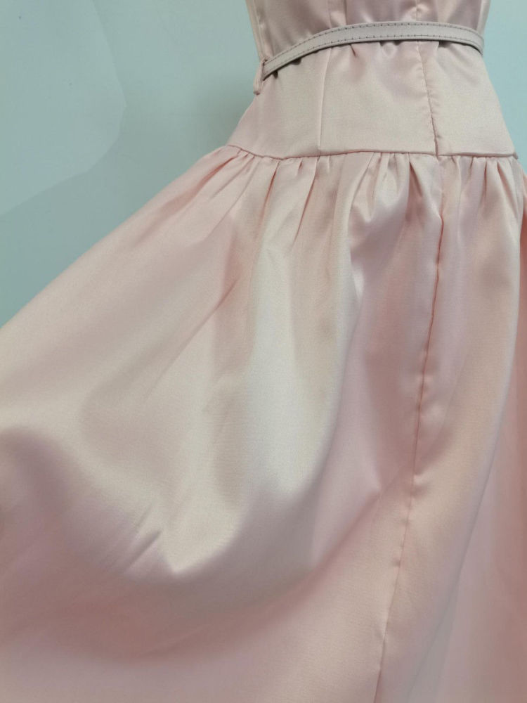 TWOTWINSTYLE Minimalist Sleeveless High Waist Elegant Dress