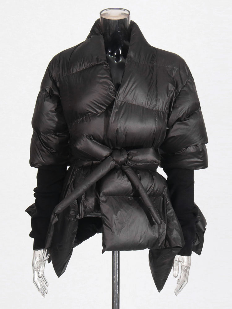 TWOTWINSTYLE Solid V Neck Patchwork Belt Fashion Coat