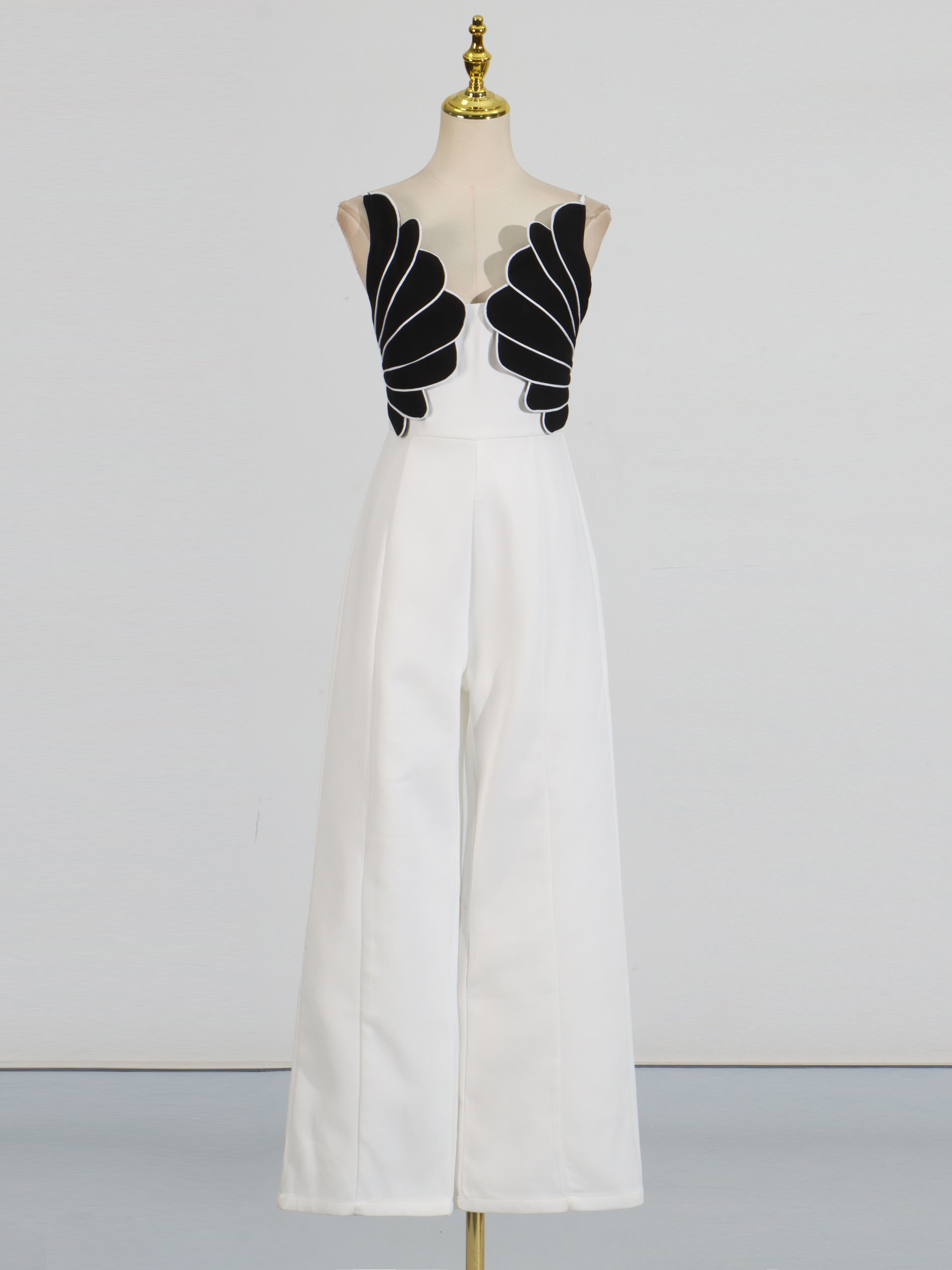 TWOTWINSTYLE Hit Color Sleeveless High Waist Chic Jumpsuit