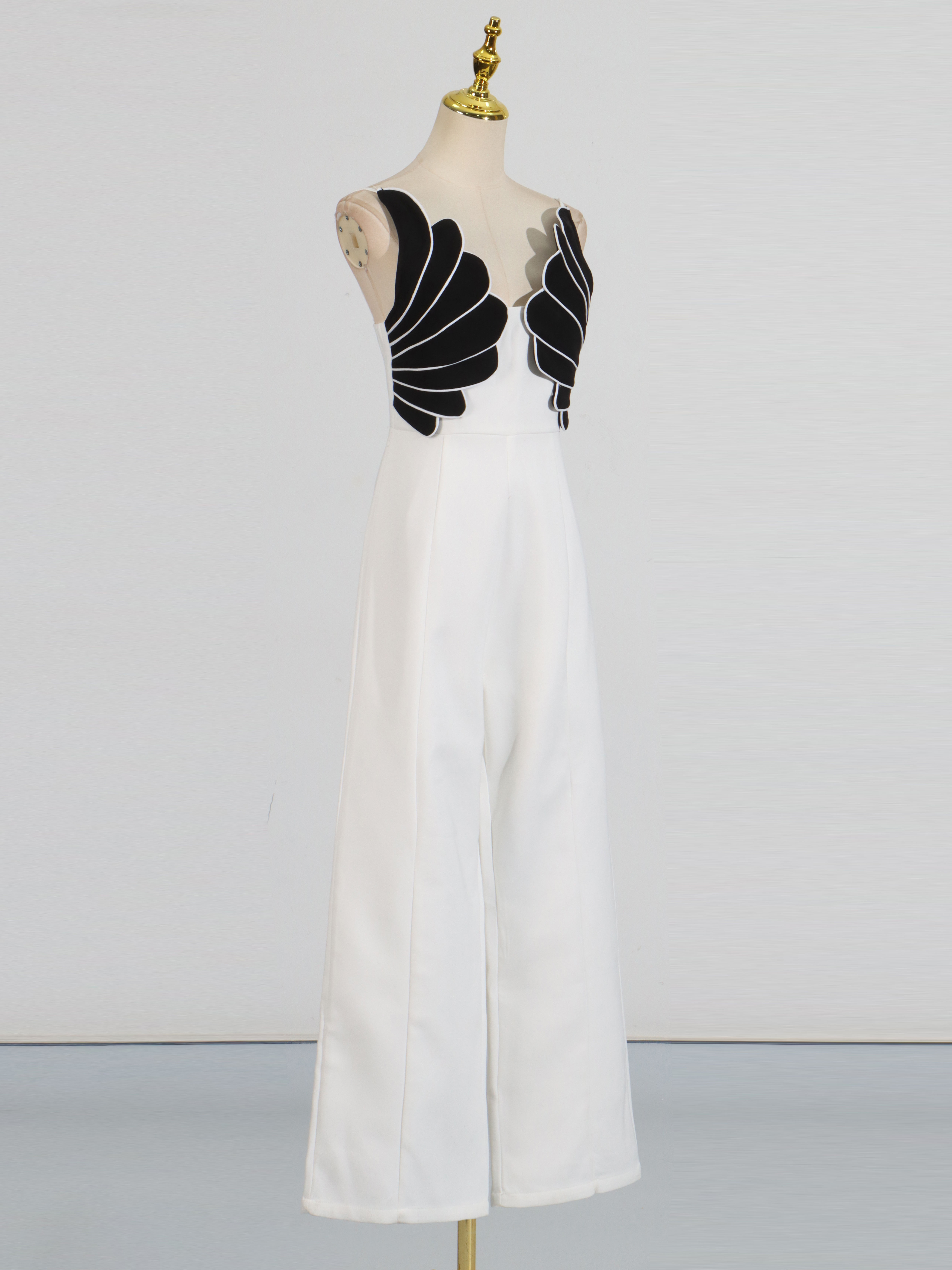 TWOTWINSTYLE Hit Color Sleeveless High Waist Chic Jumpsuit