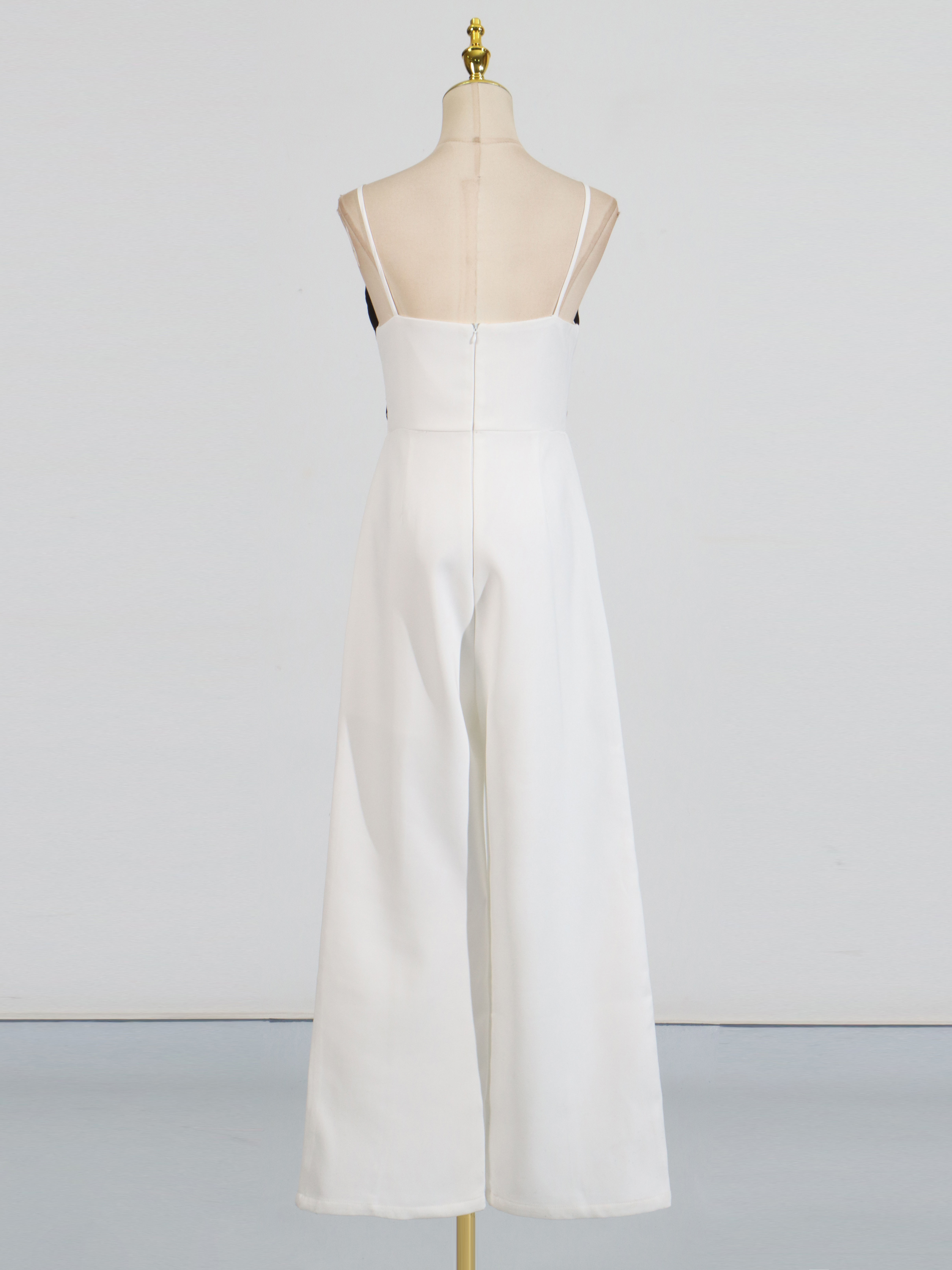 TWOTWINSTYLE Hit Color Sleeveless High Waist Chic Jumpsuit