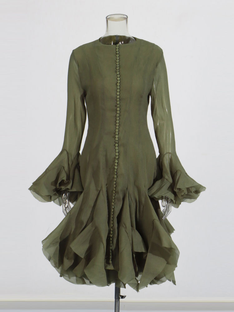 TWOTWINSTYLE Round Neck Bell Sleeve High Waist Dress