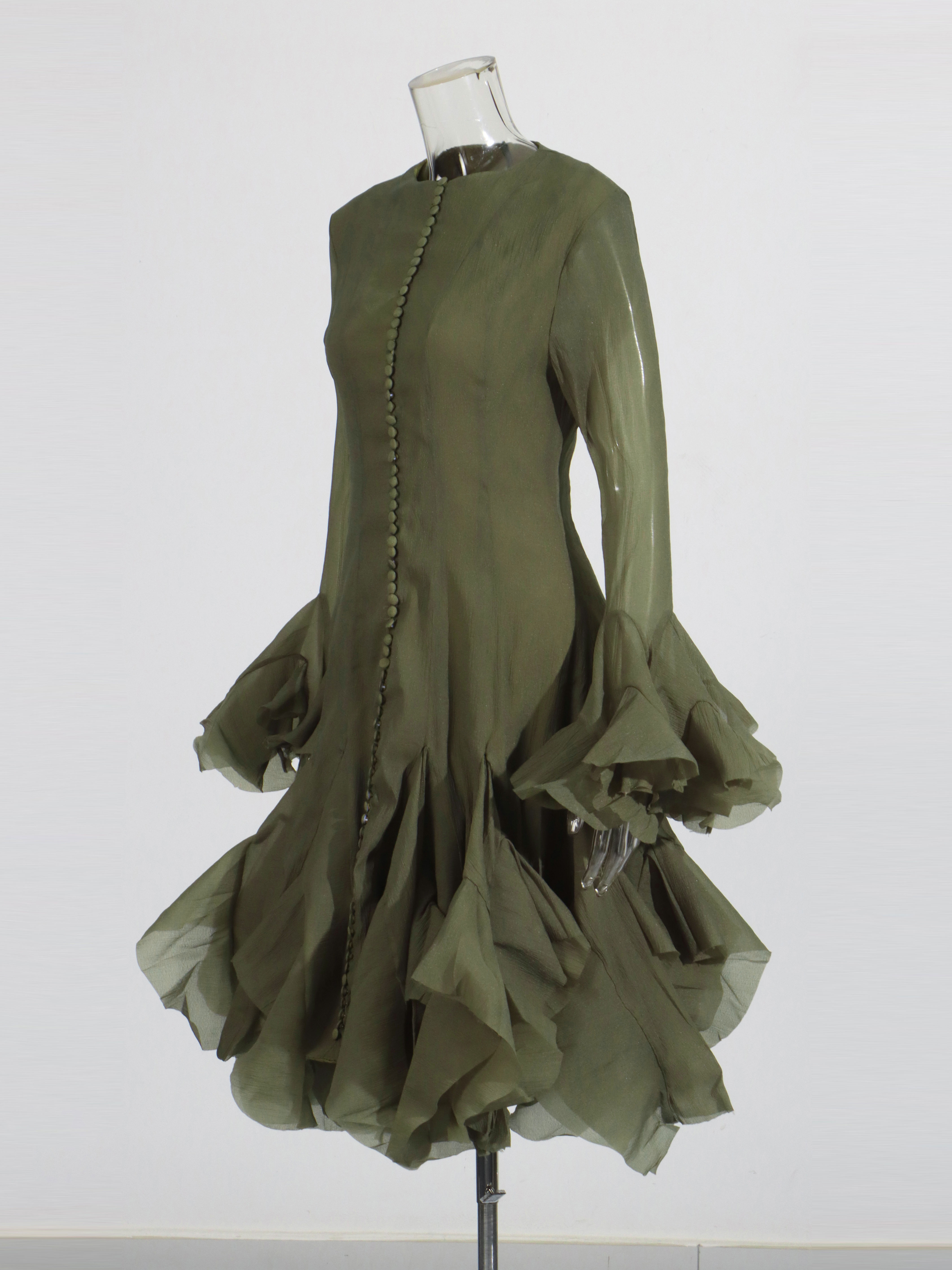 TWOTWINSTYLE Round Neck Bell Sleeve High Waist Dress