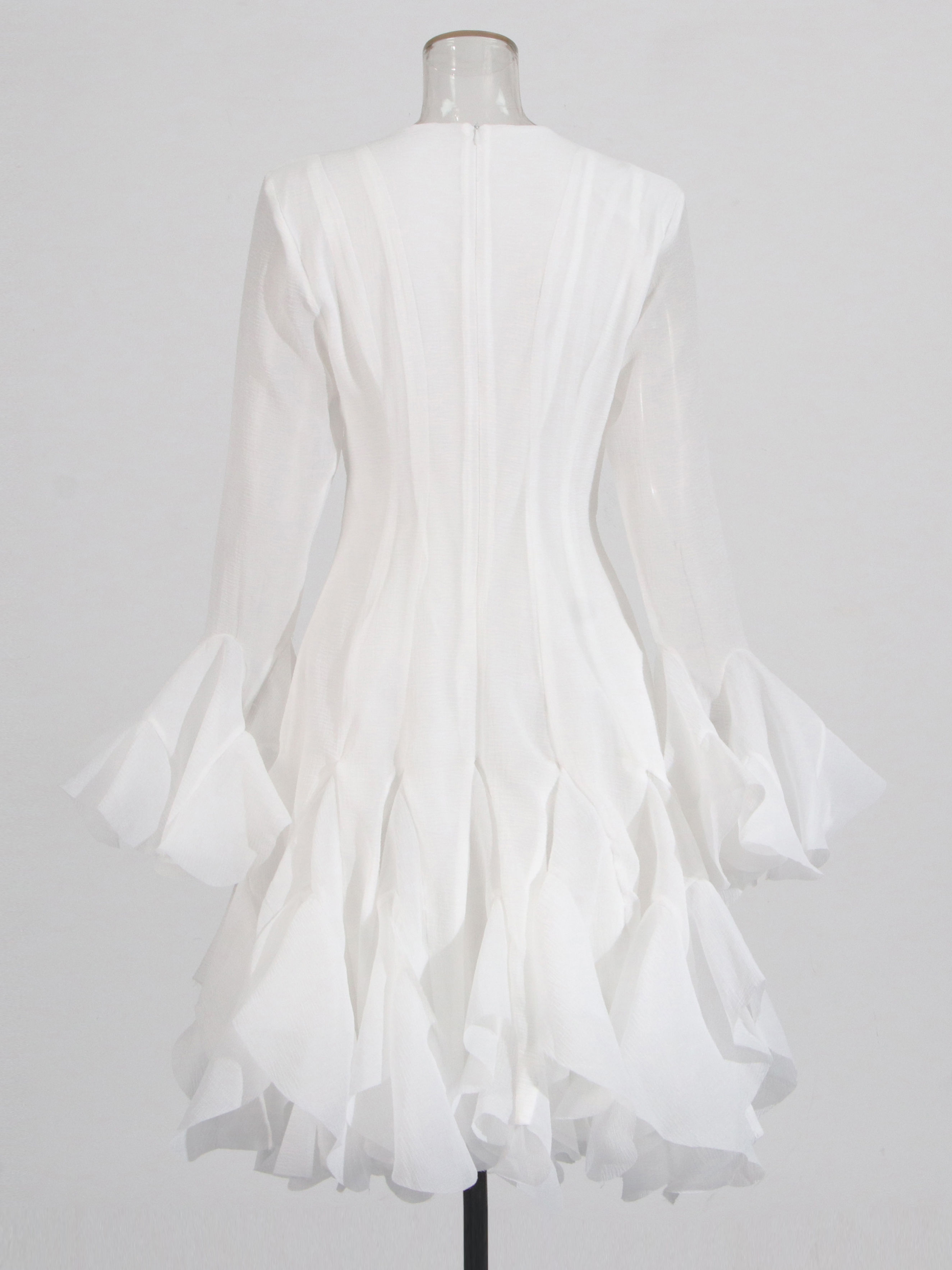TWOTWINSTYLE Round Neck Bell Sleeve High Waist Dress