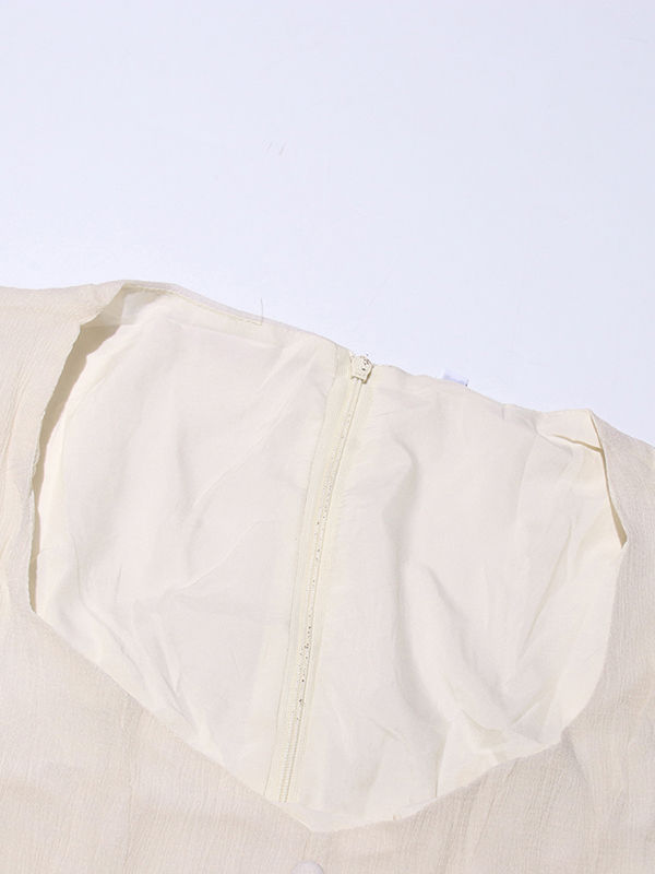 TWOTWINSTYLE Square Neckline Bell Sleeve Minimalist Dress