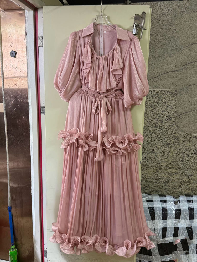 TWOTWINSTYLE Solid Lapel Loose Pleated Vintage Midi Dress