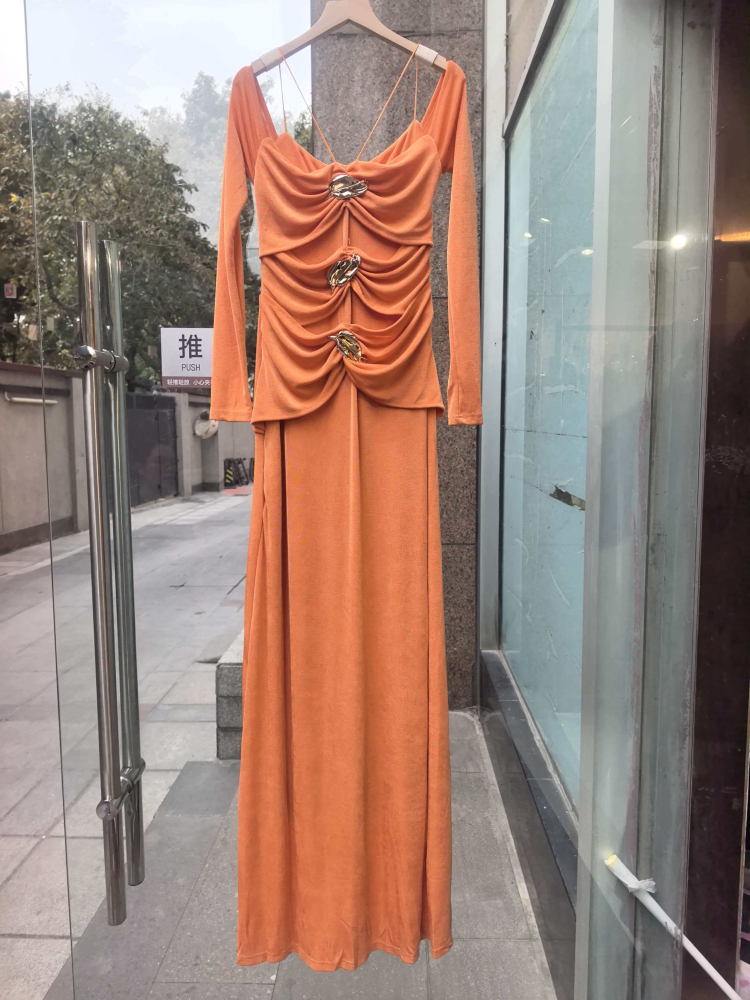 TWOTWINSTYLE Off Shoulder Slimming Elegant Maxi Dress
