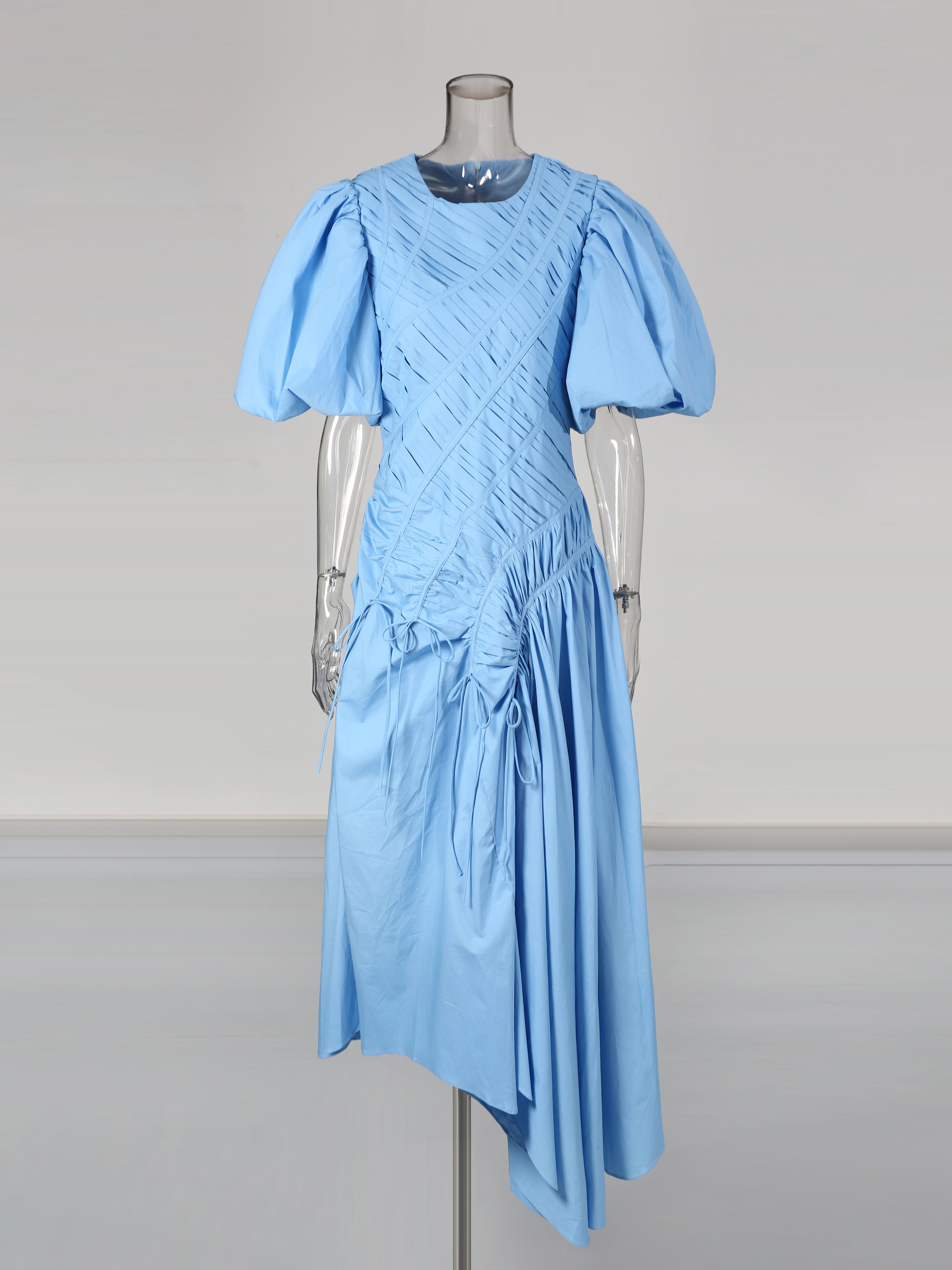 TWOTWINSTYLE Round Neck Puff Sleeve Designer Dress
