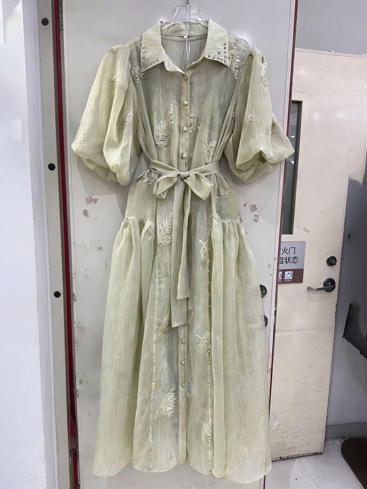 TWOTWINSTYLE Lapel Puff Sleeve High Waist Designer Dress