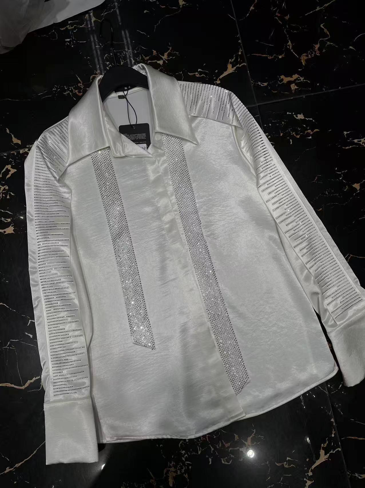 TWOTWINSTYLE Lapel Spliced Lace Up Loose Minimalist Shirt