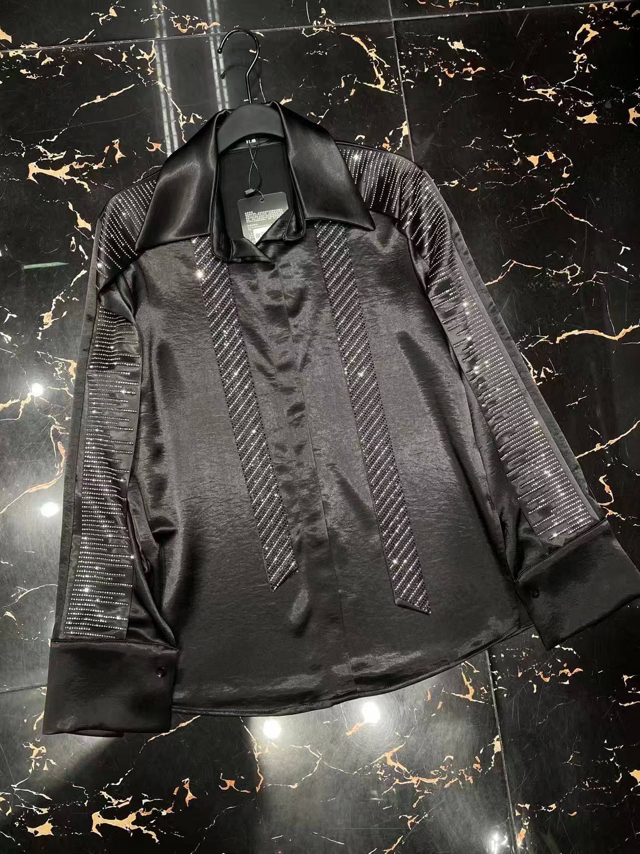TWOTWINSTYLE Lapel Spliced Lace Up Loose Minimalist Shirt