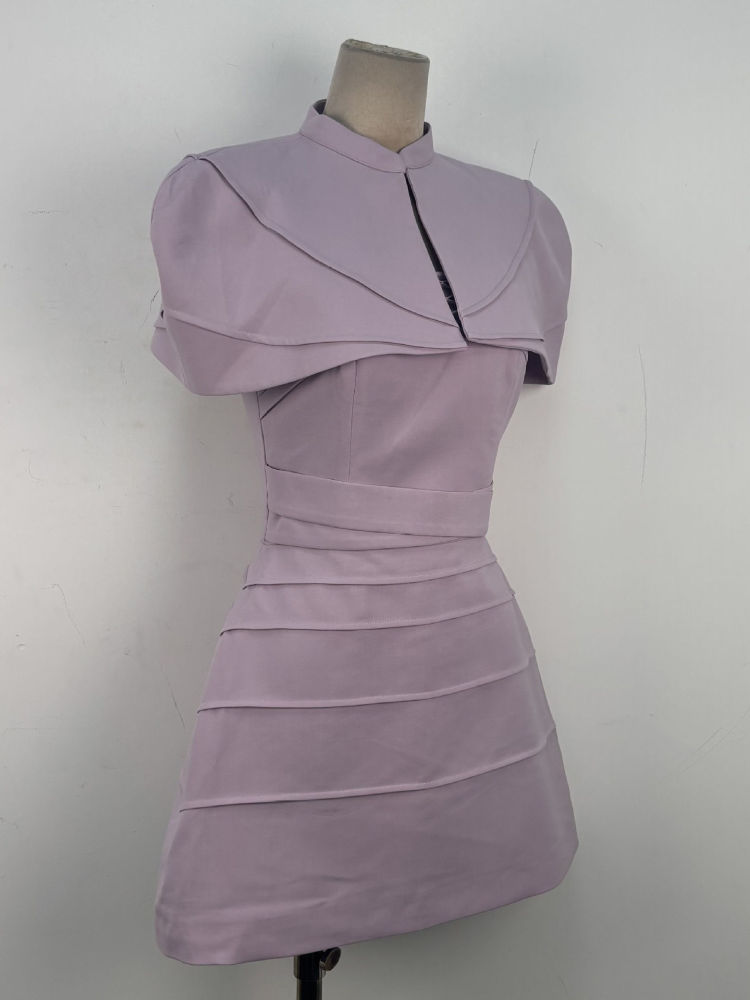 TWOTWINSTYLE Stand Collar High Waist Minimalist Dress