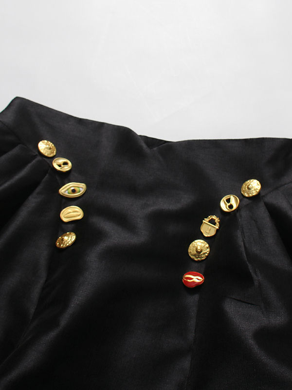 TWOTWINSTYLE Minimalist Spliced Metal Button Skirt