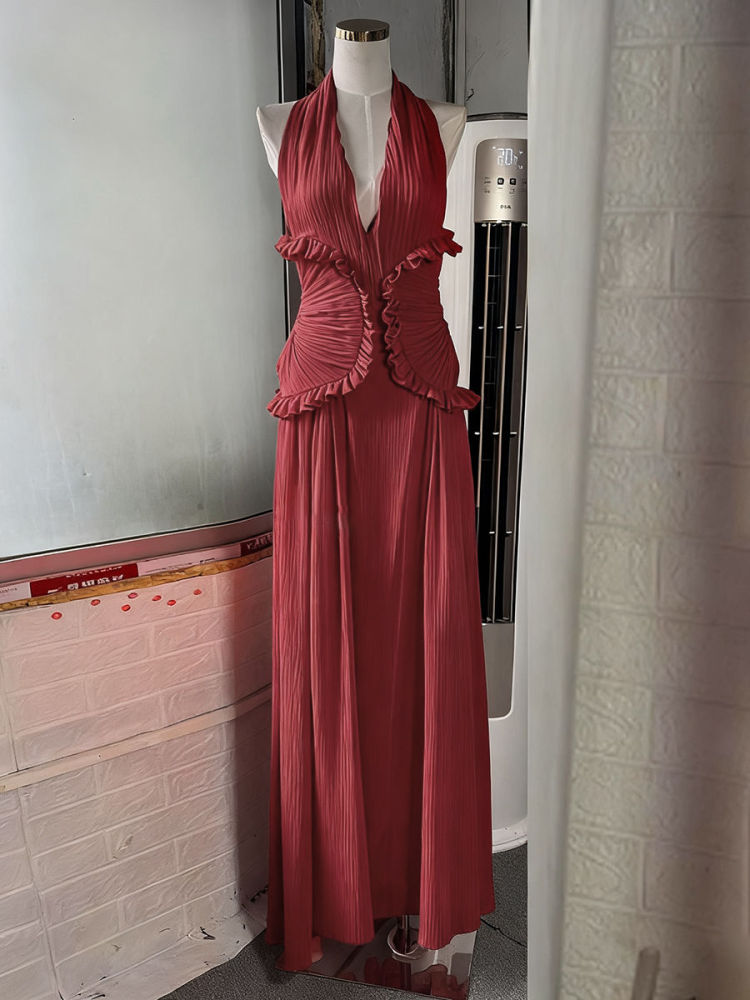 TWOTWINSTYLE Solid V-neck Sleeveless Ruched Hanging Neck Long Dress