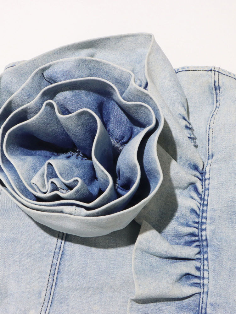 TWOTWINSTYLE Off Shoulder Spliced 3D Flower Denim Mini Dress