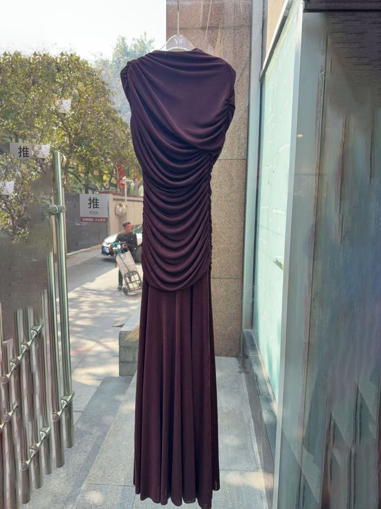 TWOTWINSTYLE Stand Collar Sleeveless Slimming Vintage Dress
