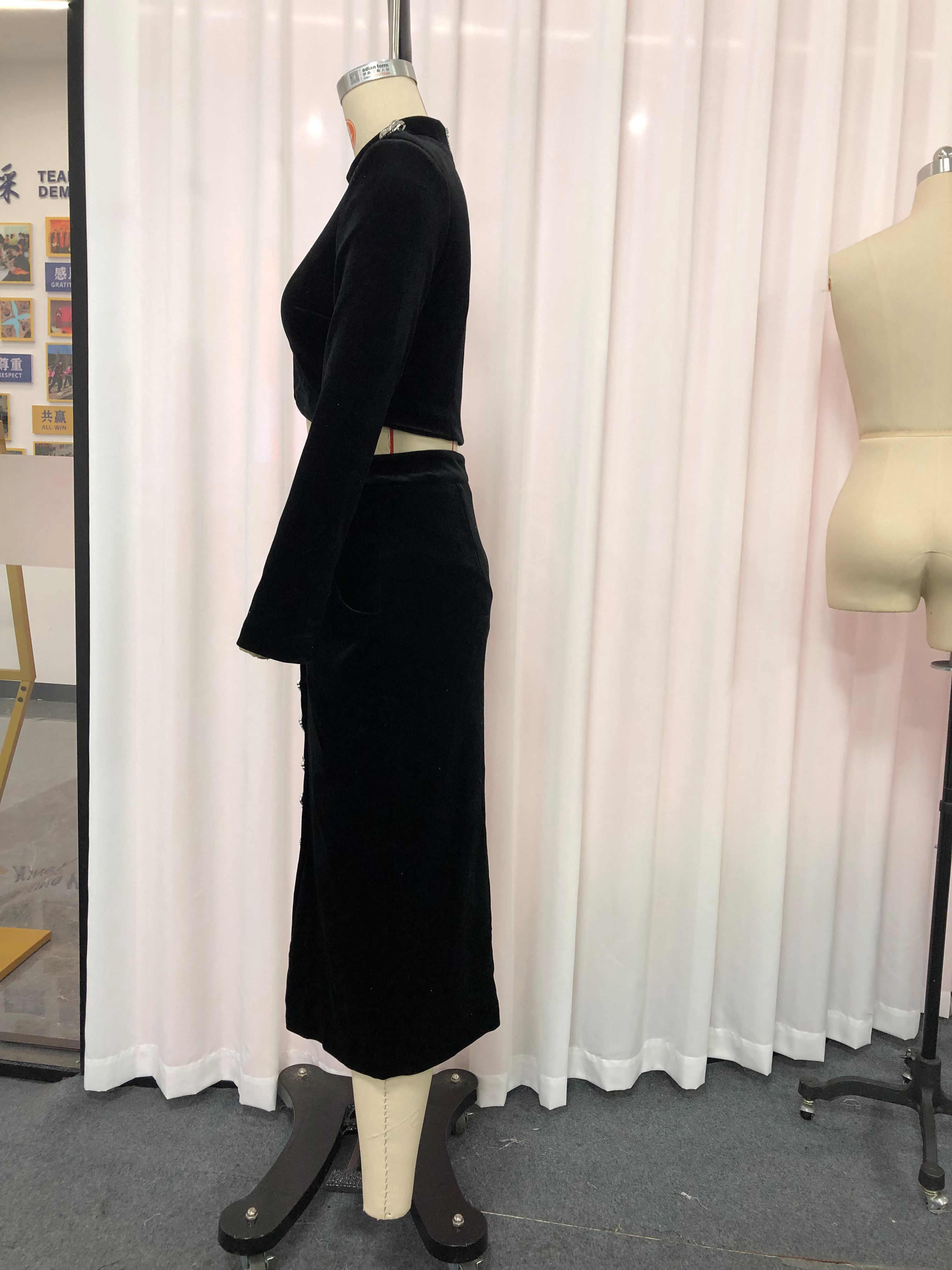 TWOTWINSTYLE Stand Collar Crop Top Spliced Single Breasted Skirt Elegant Two Piece Set