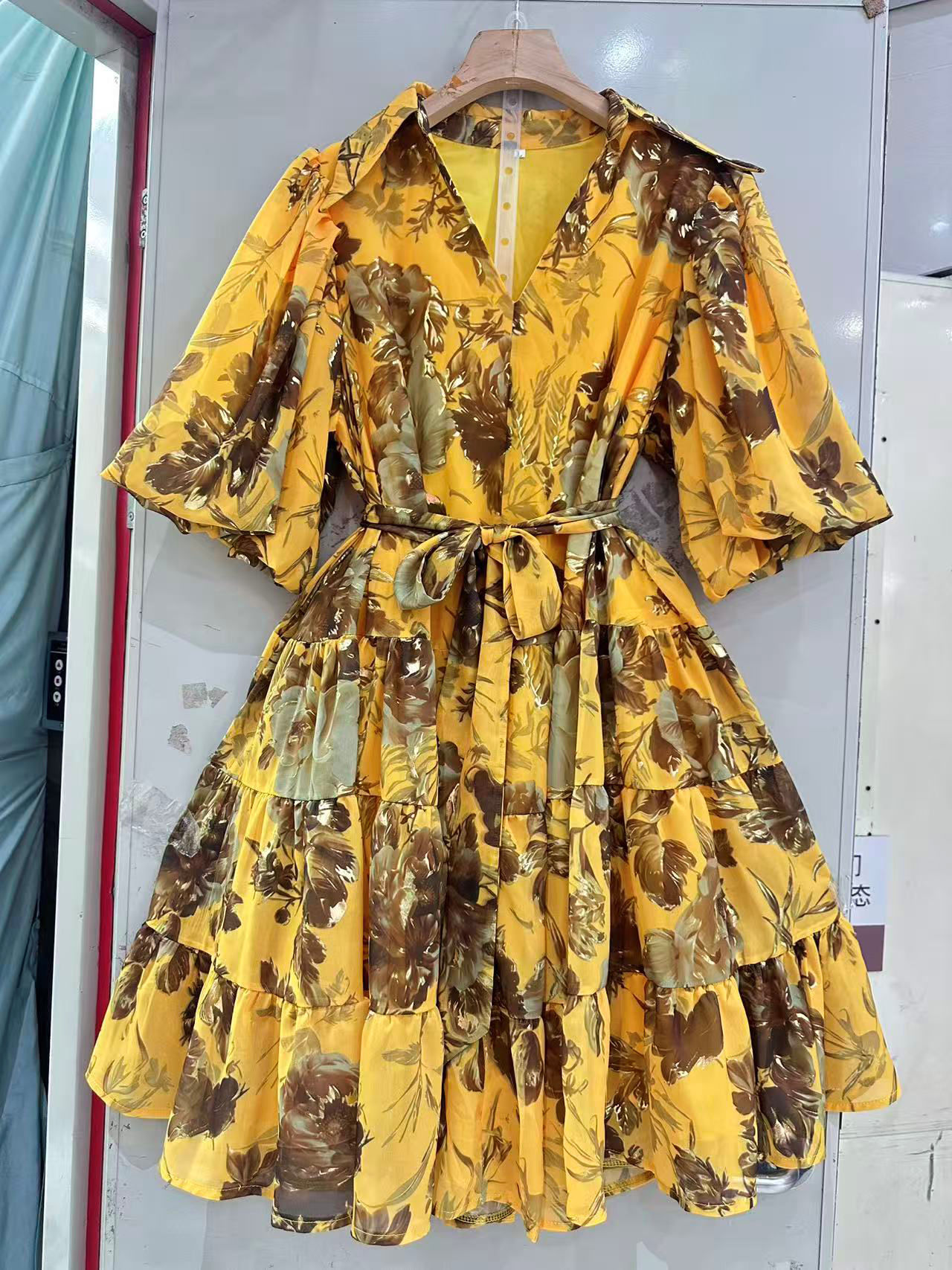 TWOTWINSTYLE V Neck Bell Sleeve Hit Color Fashion Dress