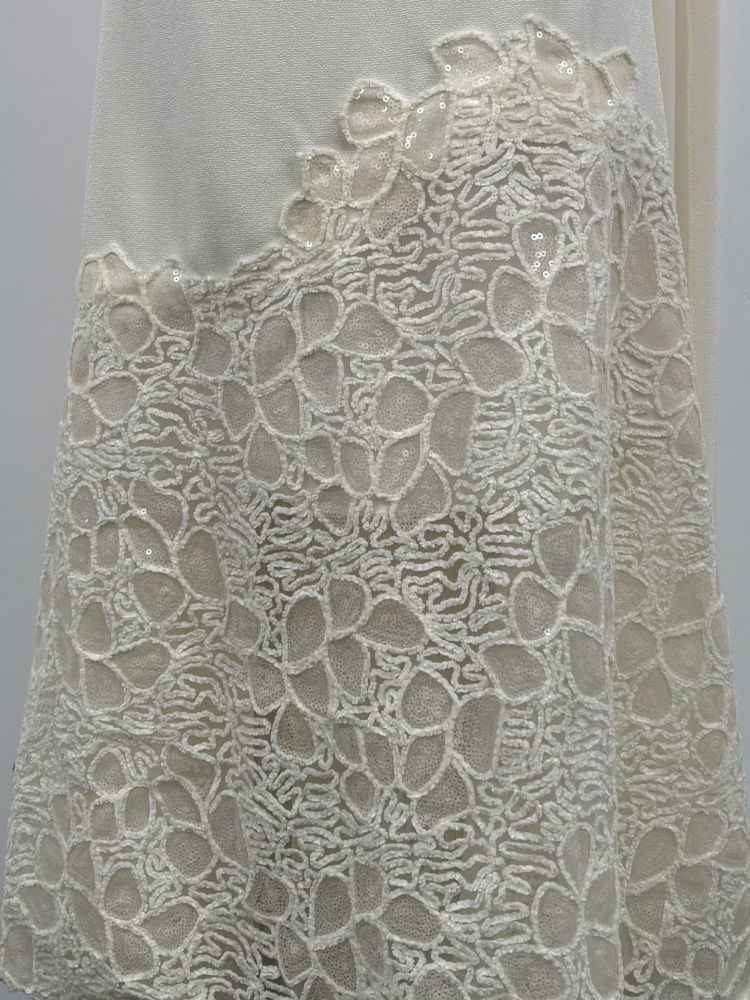 TWOTWINSTYLE V Neck Spliced Lace Slimming Chic Dress