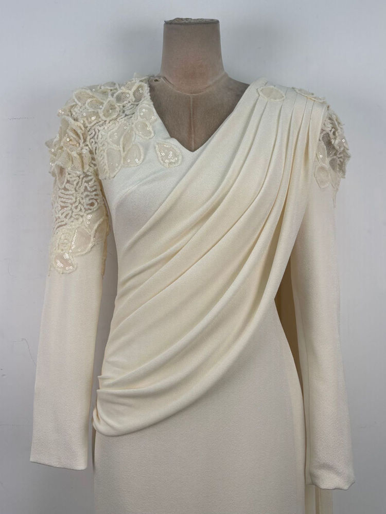 TWOTWINSTYLE V Neck Spliced Lace Slimming Chic Dress