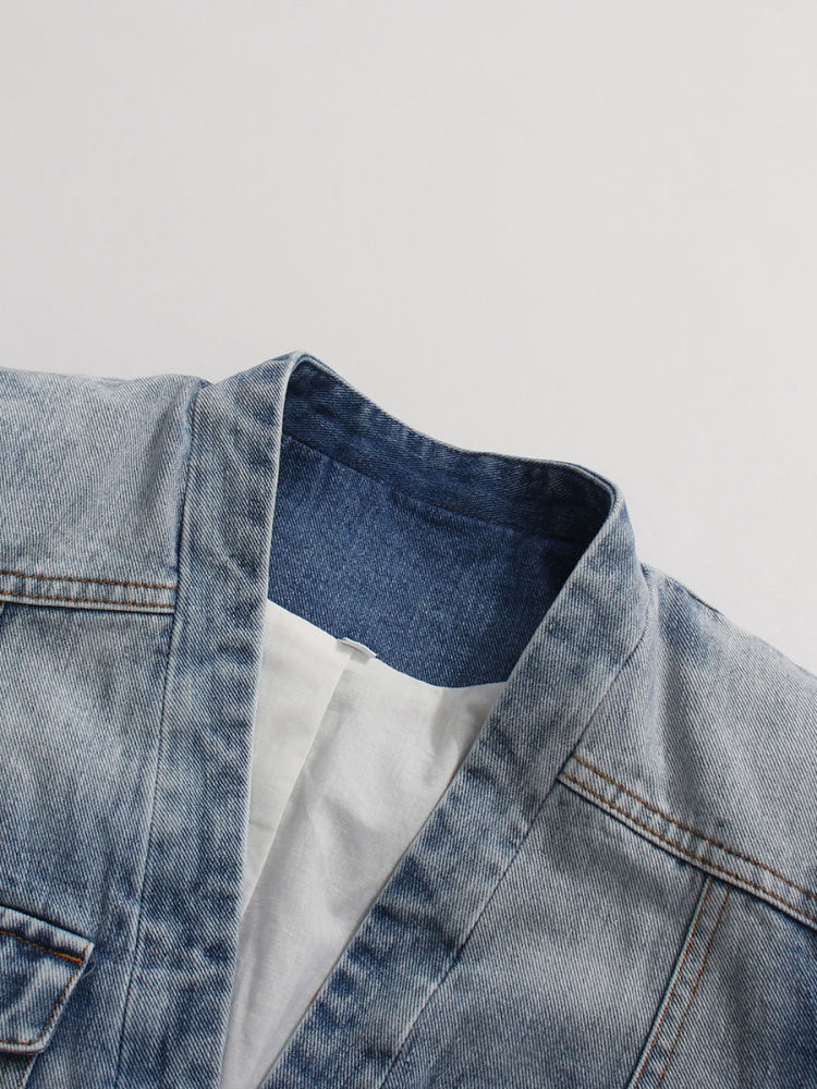 TWOTWINSTYLE V Neck Long Sleeve Spliced Belt Fashion Denim Coat