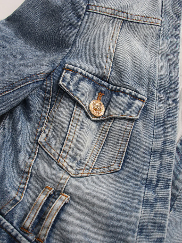TWOTWINSTYLE V Neck Long Sleeve Spliced Belt Fashion Denim Coat