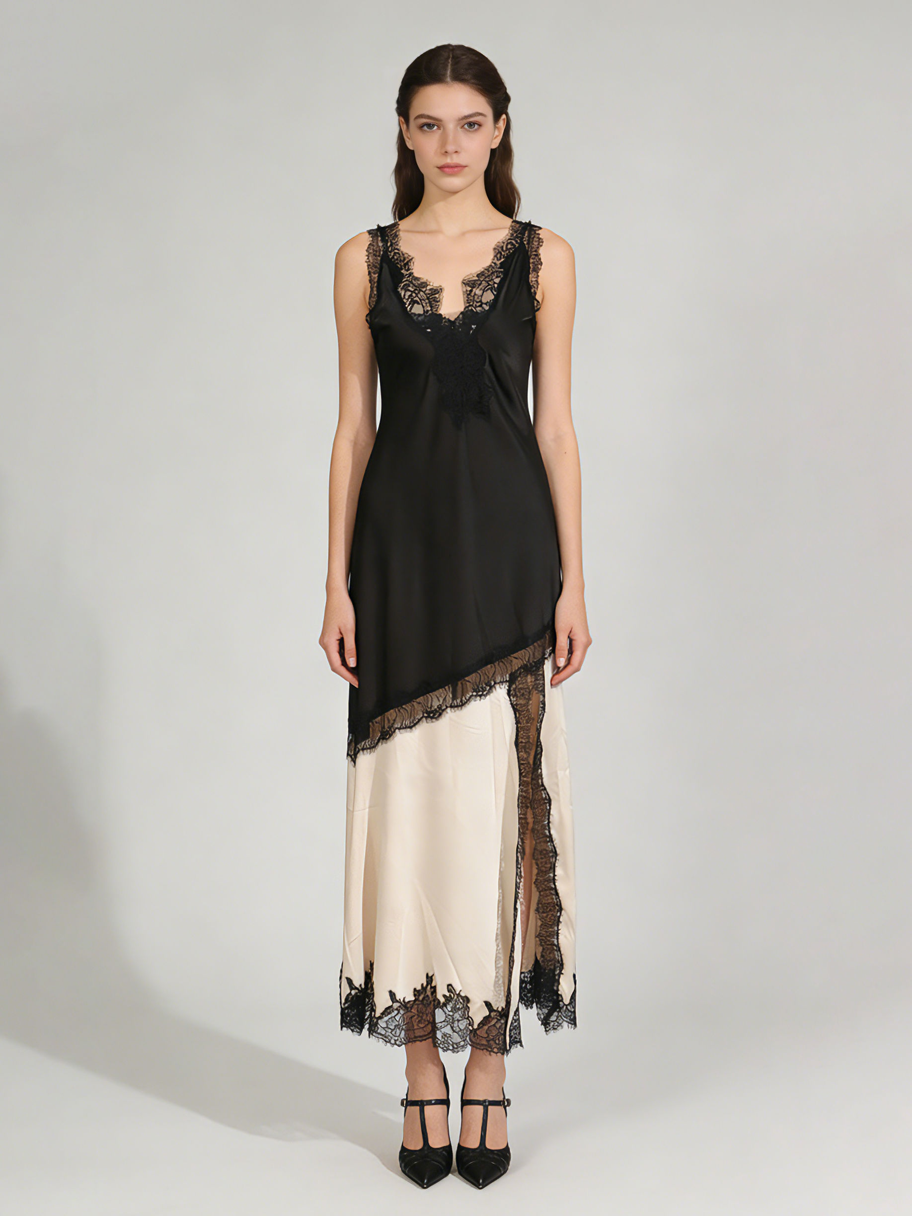 TWOTWINSTYLE Hit Color Spliced Lace Side Split Elegant Dress