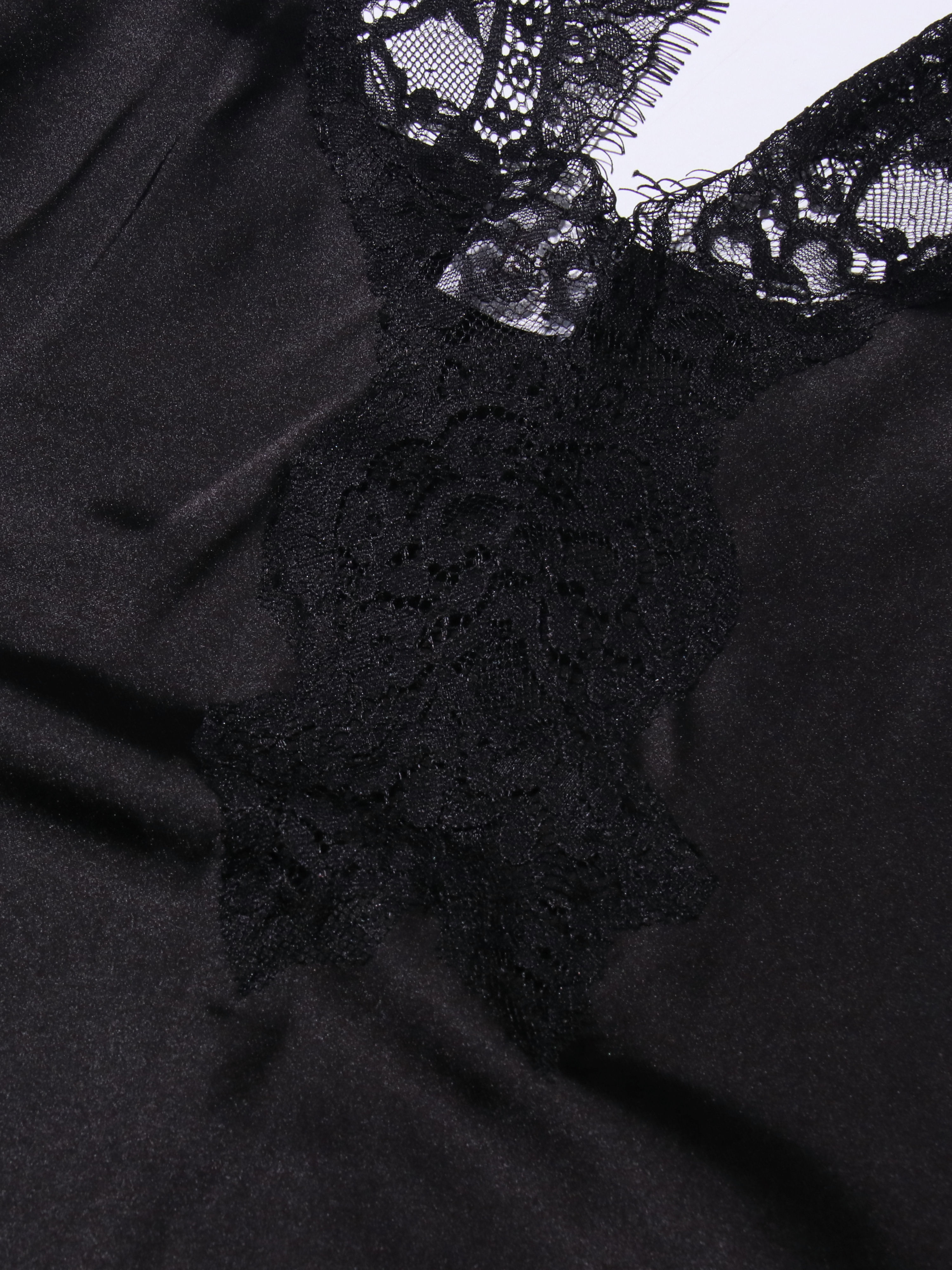 TWOTWINSTYLE Hit Color Spliced Lace Side Split Elegant Dress